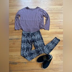 32 Degrees Heat Purple Split Back Top, Size Small, Preloved